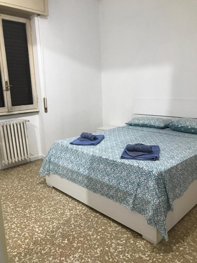 La Casa Bianca Apartment Rozzano Bagian luar foto