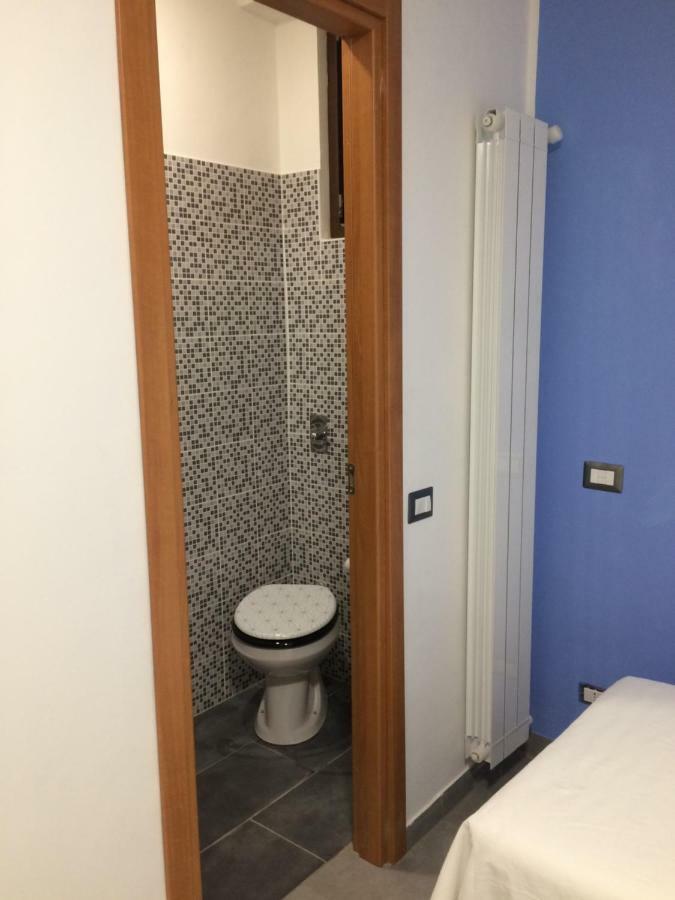 La Casa Bianca Apartment Rozzano Bagian luar foto